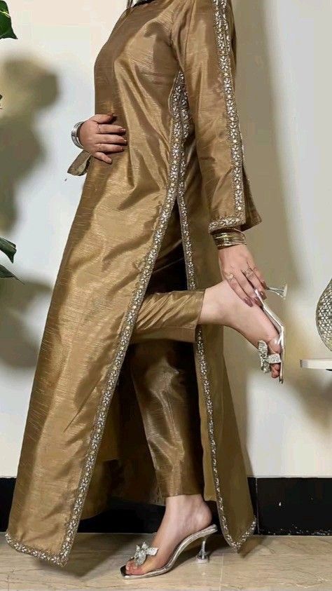 Elegant Simple Dress